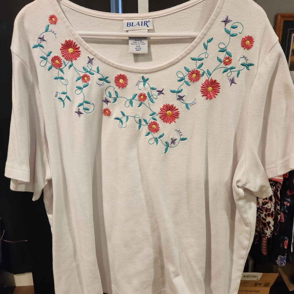 Blair Women's White Floral Embroidered Top